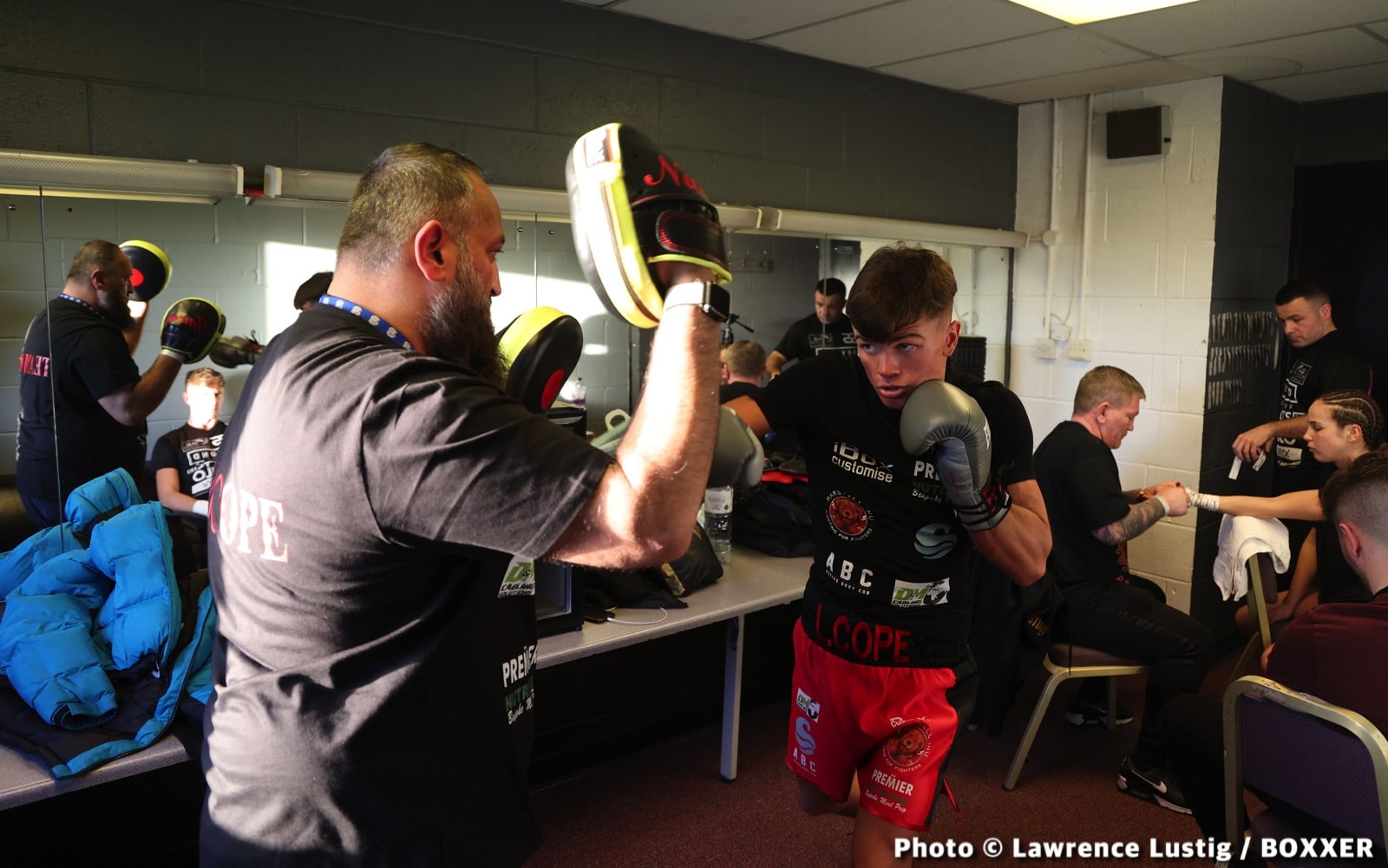 Photos: Savannah Marshall Knocks Out Hermans In Newcastle