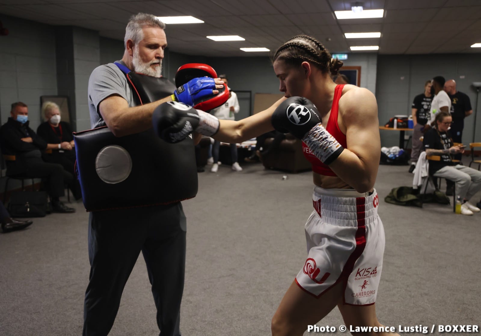Photos: Savannah Marshall Knocks Out Hermans In Newcastle