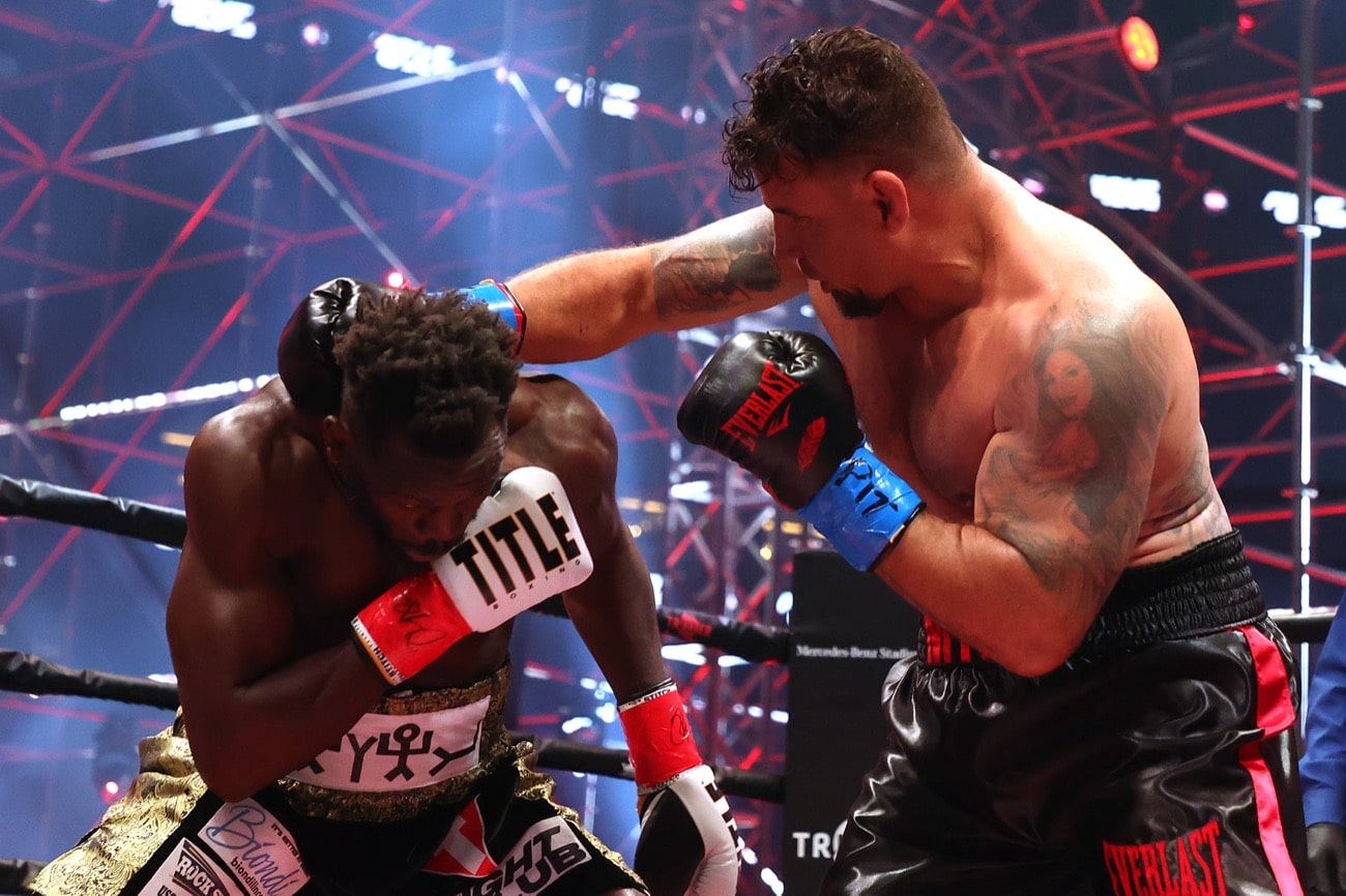 Paul destroys Askren, Prograis defeats Redkach & Cunningham Wins - Boxing Results