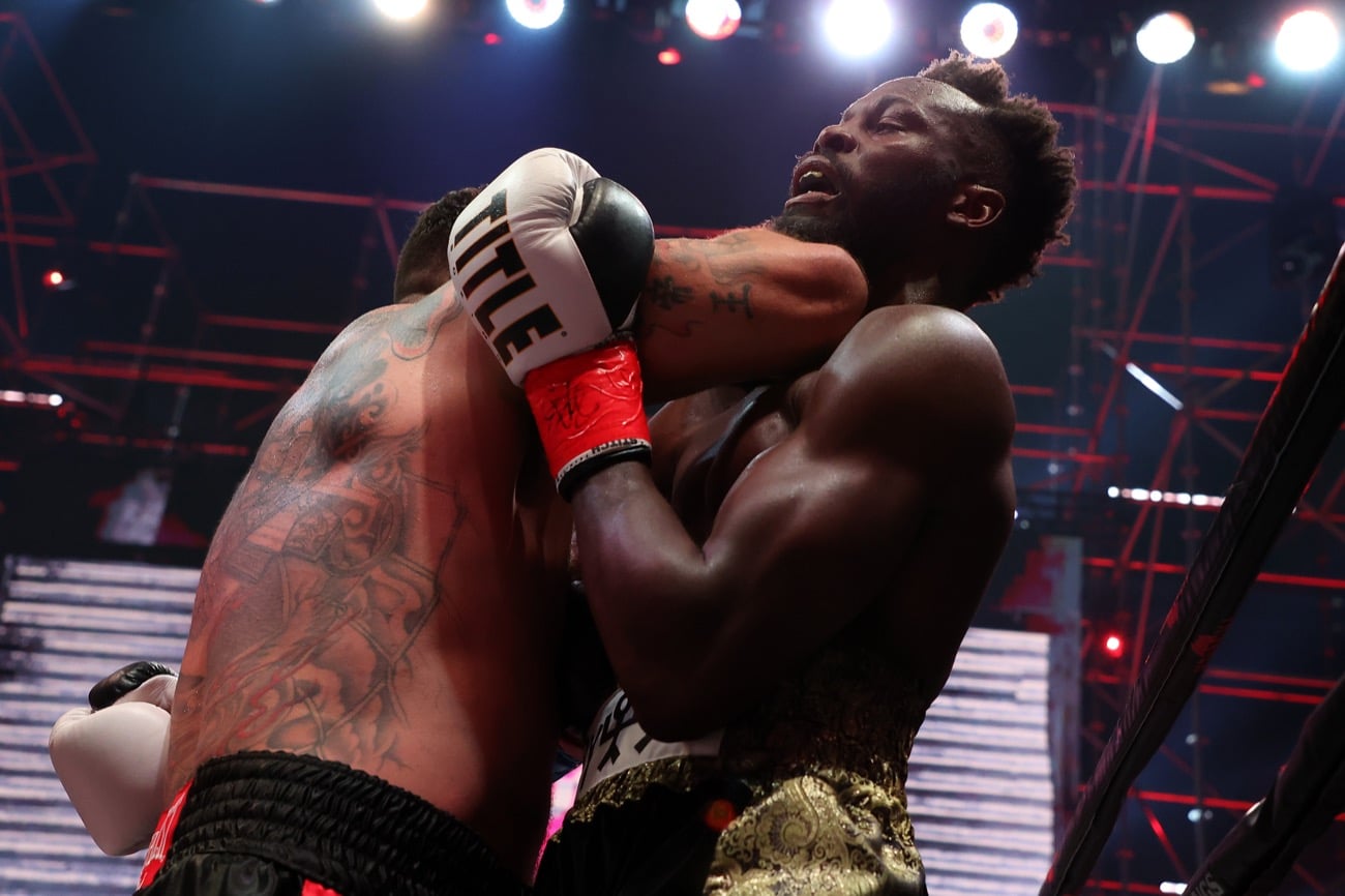 Paul destroys Askren, Prograis defeats Redkach & Cunningham Wins - Boxing Results