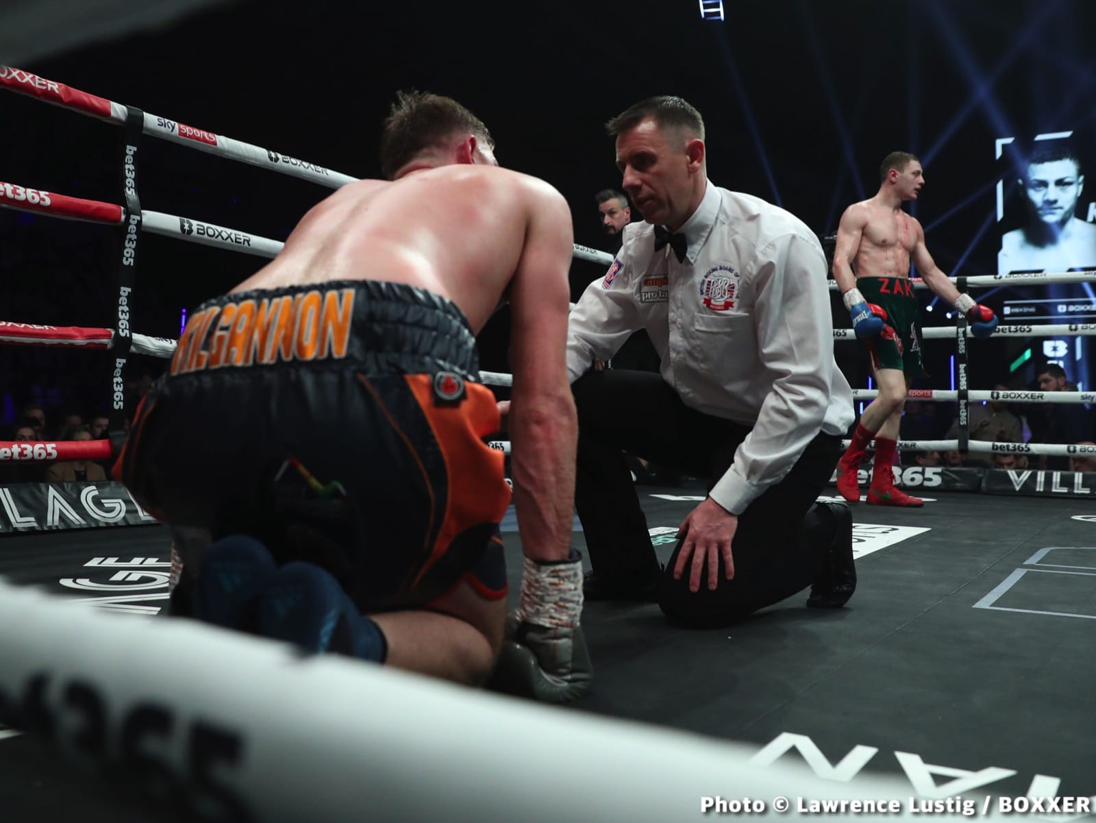Photos: Savannah Marshall Knocks Out Hermans In Newcastle