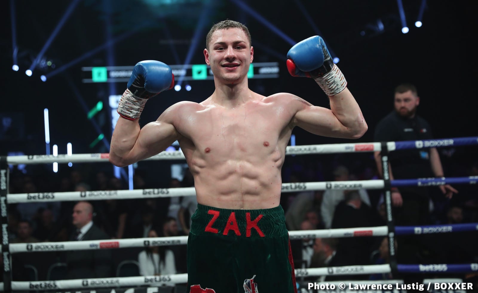 Photos: Savannah Marshall Knocks Out Hermans In Newcastle