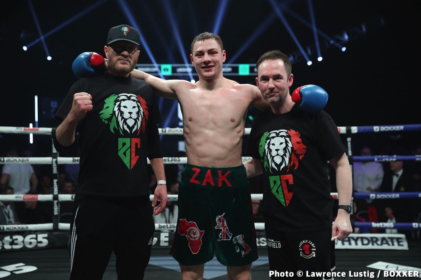 Photos: Savannah Marshall Knocks Out Hermans In Newcastle