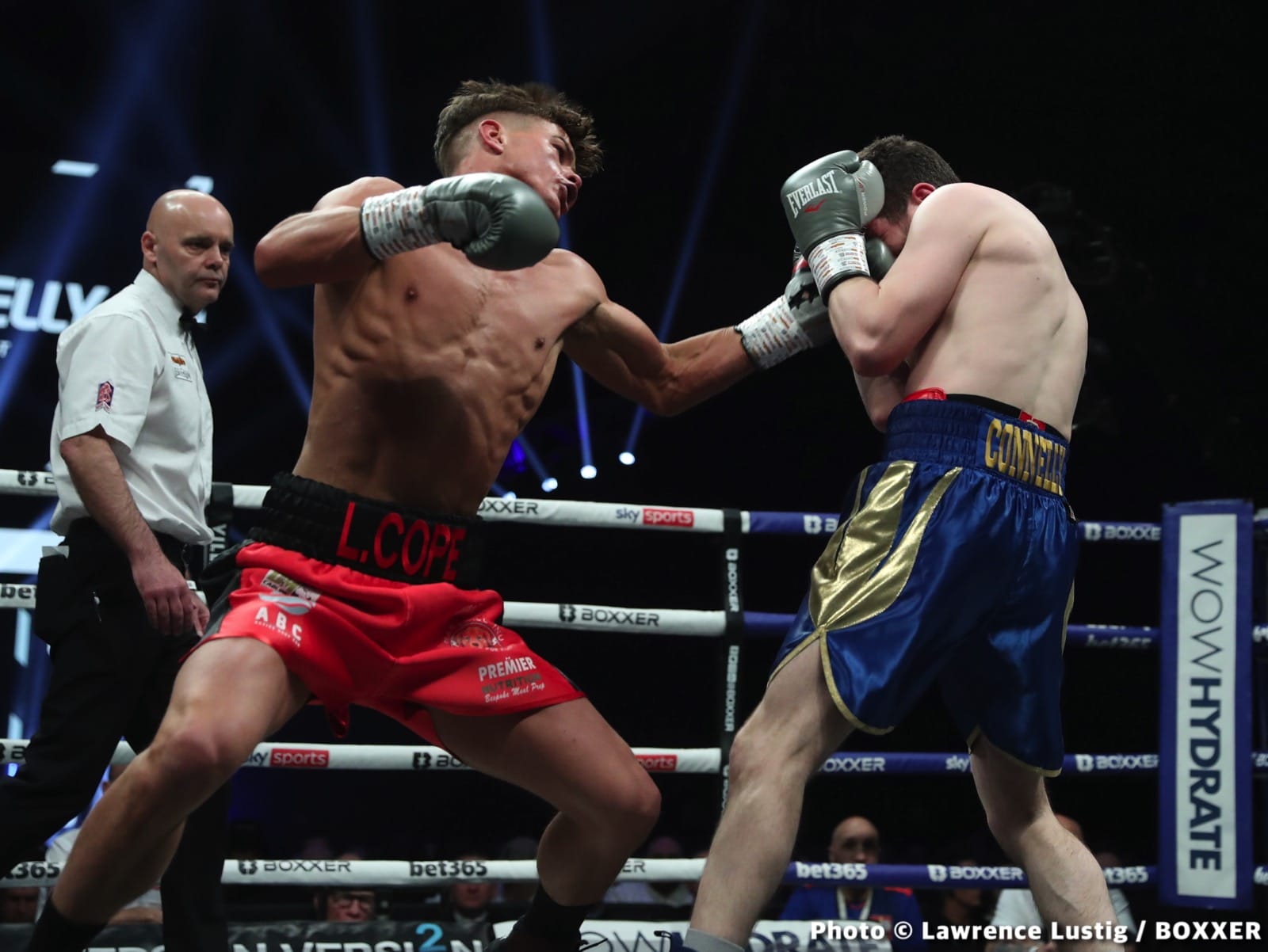 Photos: Savannah Marshall Knocks Out Hermans In Newcastle