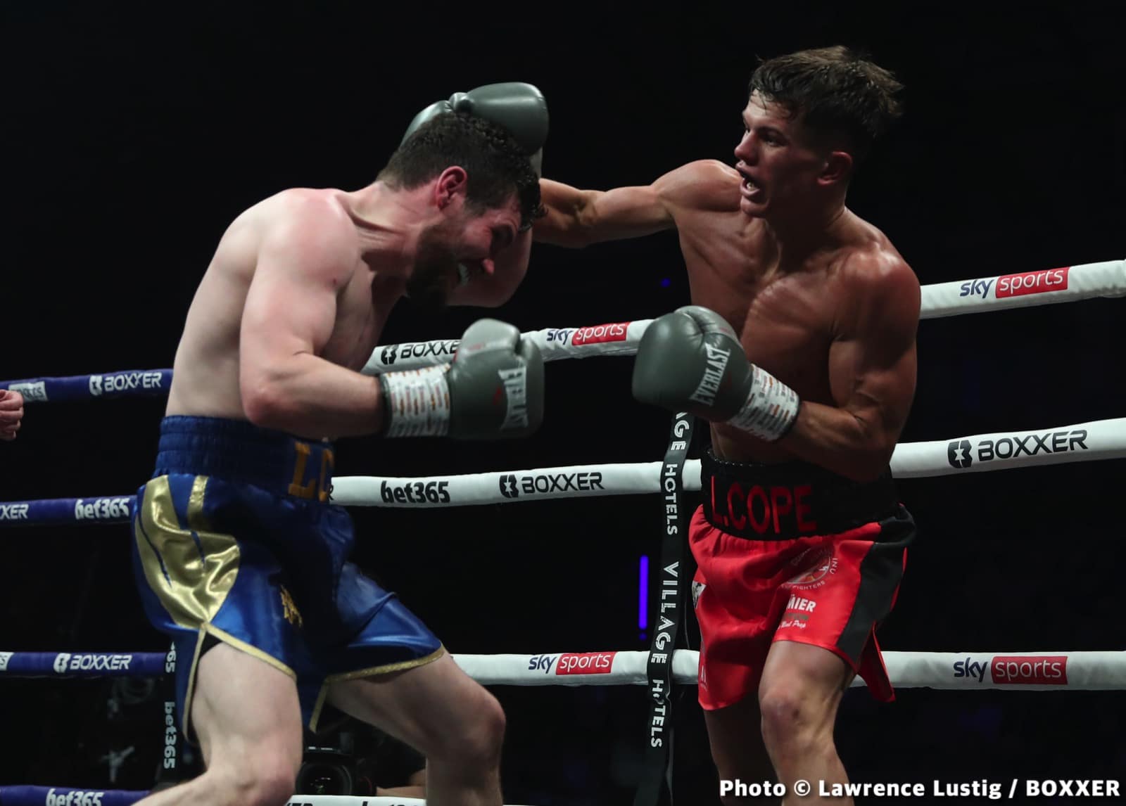 Photos: Savannah Marshall Knocks Out Hermans In Newcastle