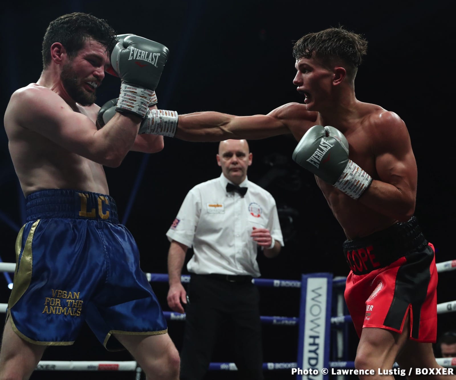 Photos: Savannah Marshall Knocks Out Hermans In Newcastle