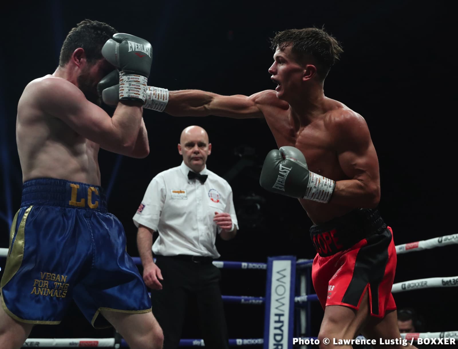 Photos: Savannah Marshall Knocks Out Hermans In Newcastle