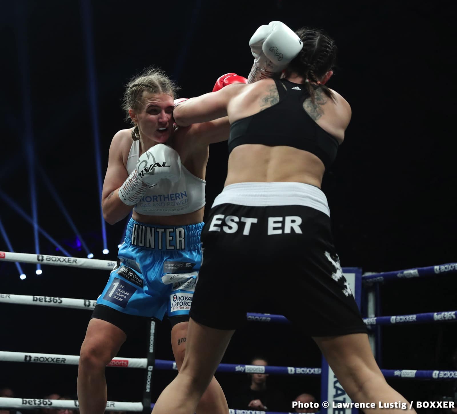 Photos: Savannah Marshall Knocks Out Hermans In Newcastle