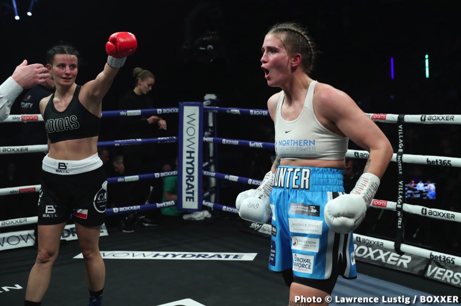 Photos: Savannah Marshall Knocks Out Hermans In Newcastle