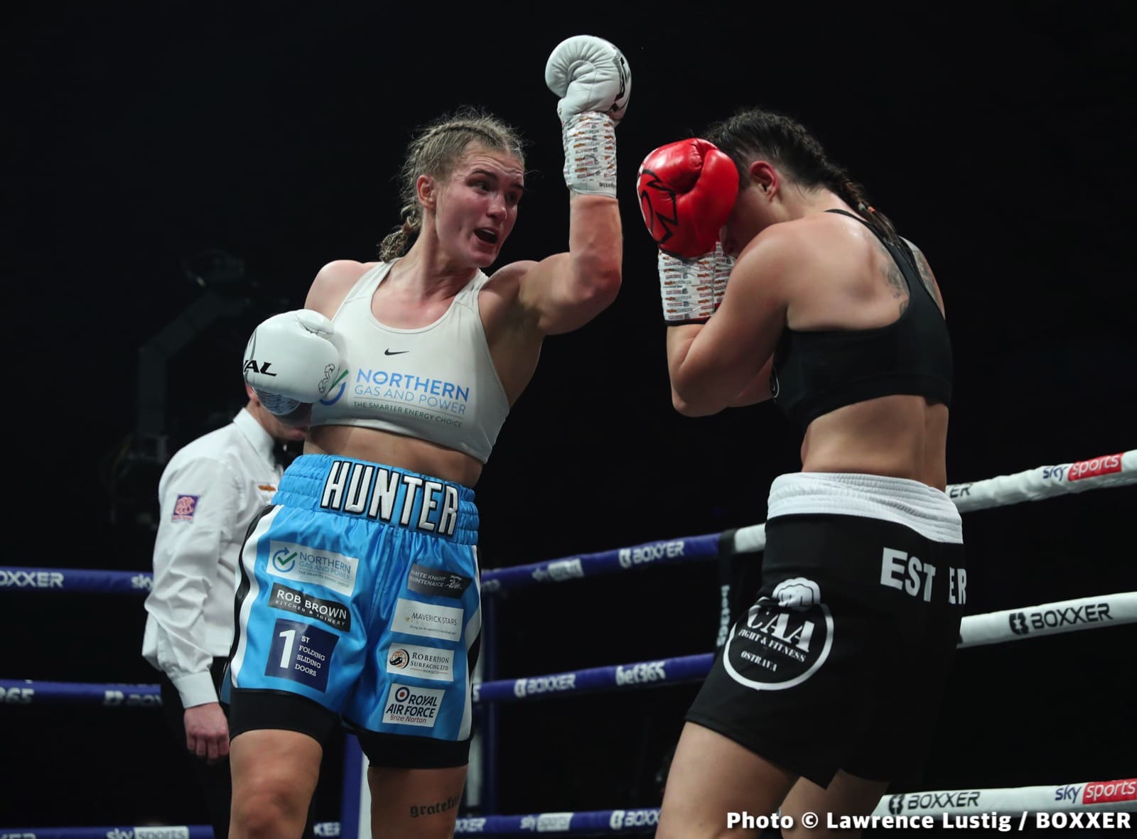 Photos: Savannah Marshall Knocks Out Hermans In Newcastle