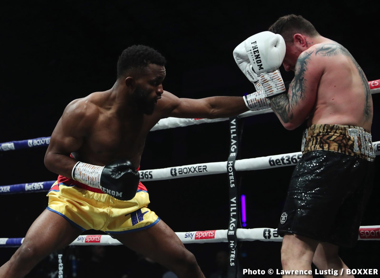 Photos: Savannah Marshall Knocks Out Hermans In Newcastle