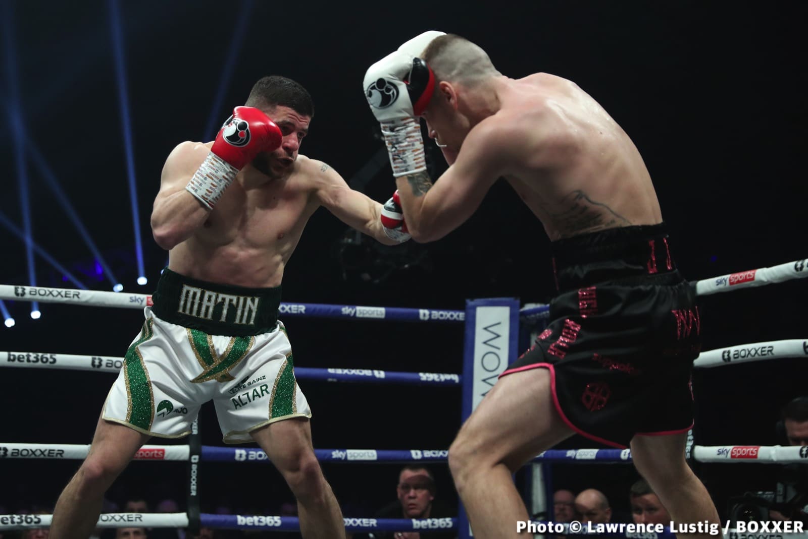 Photos: Savannah Marshall Knocks Out Hermans In Newcastle