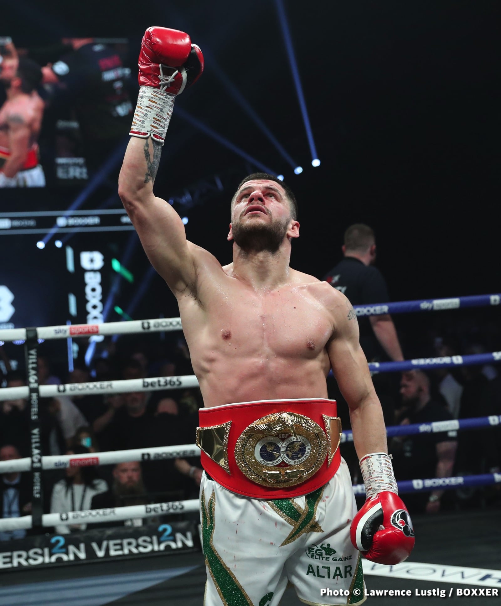 Photos: Savannah Marshall Knocks Out Hermans In Newcastle
