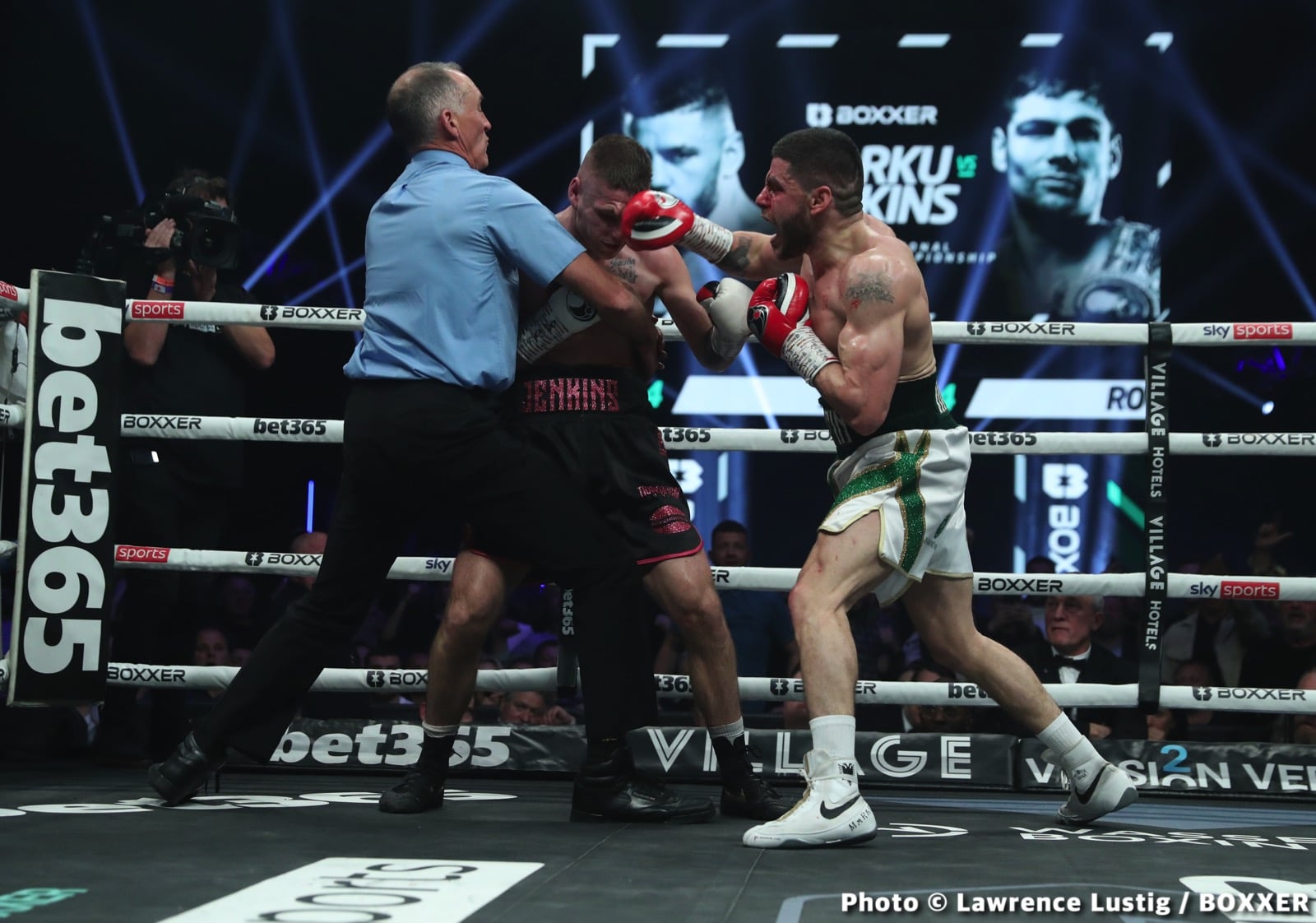 Photos: Savannah Marshall Knocks Out Hermans In Newcastle