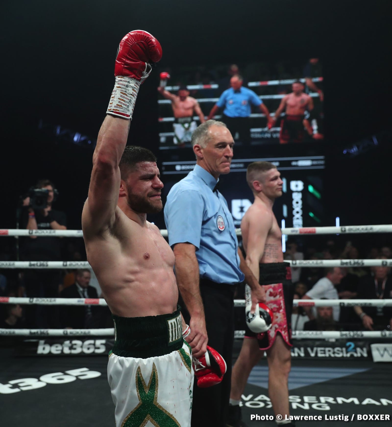 Photos: Savannah Marshall Knocks Out Hermans In Newcastle
