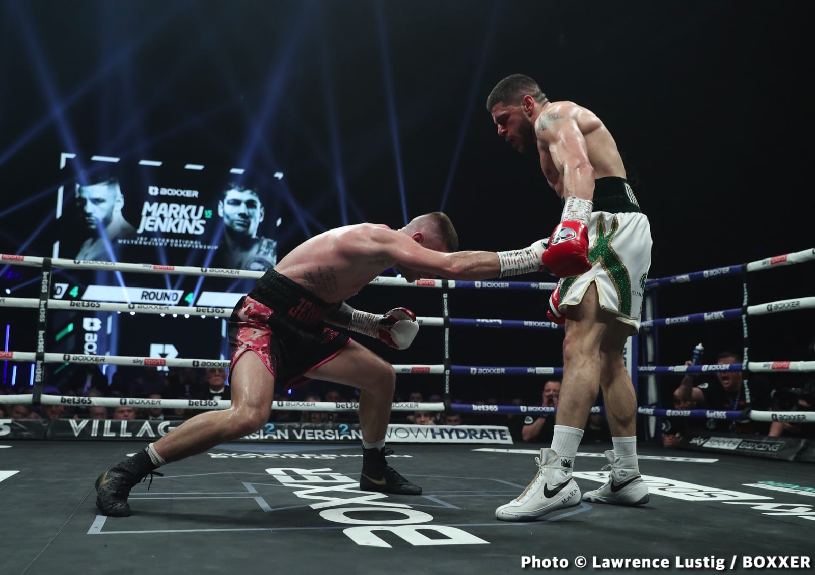 Photos: Savannah Marshall Knocks Out Hermans In Newcastle