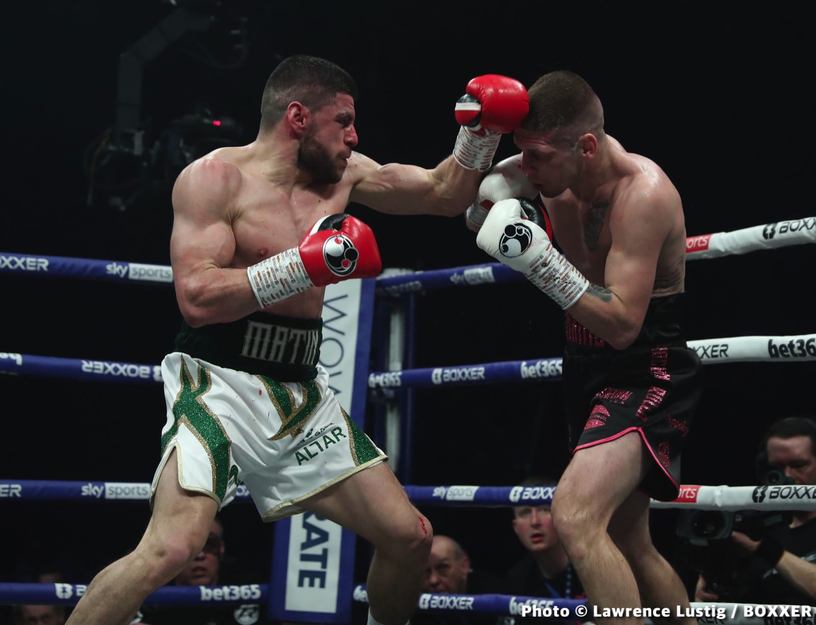 Photos: Savannah Marshall Knocks Out Hermans In Newcastle