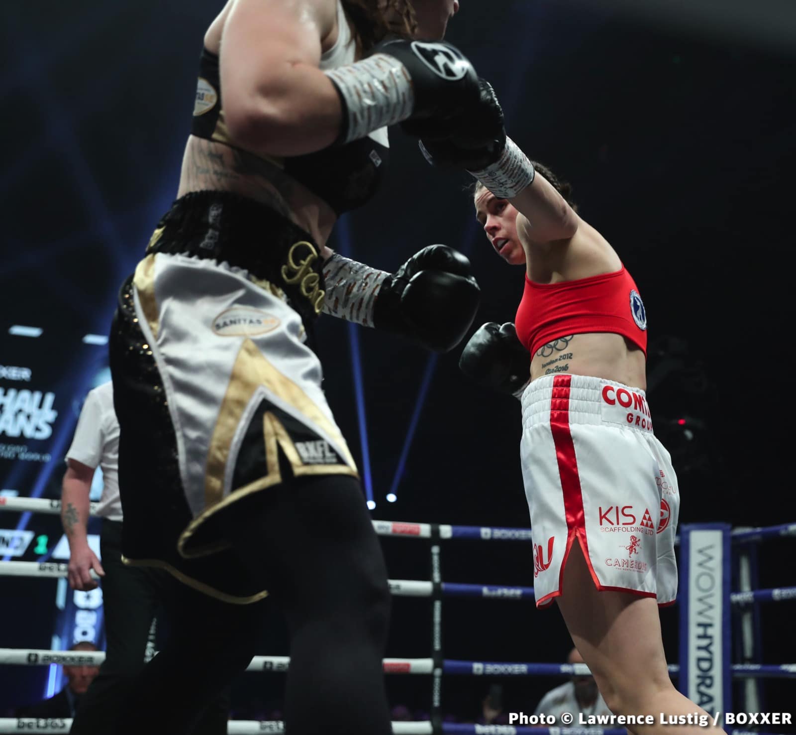 Photos: Savannah Marshall Knocks Out Hermans In Newcastle