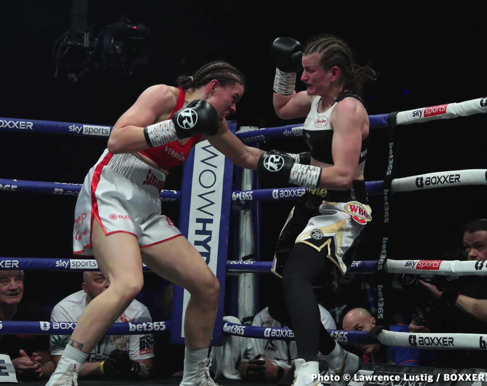 Savannah Marshall KOs Femke Hermans In 3rd Round - Boxing Results