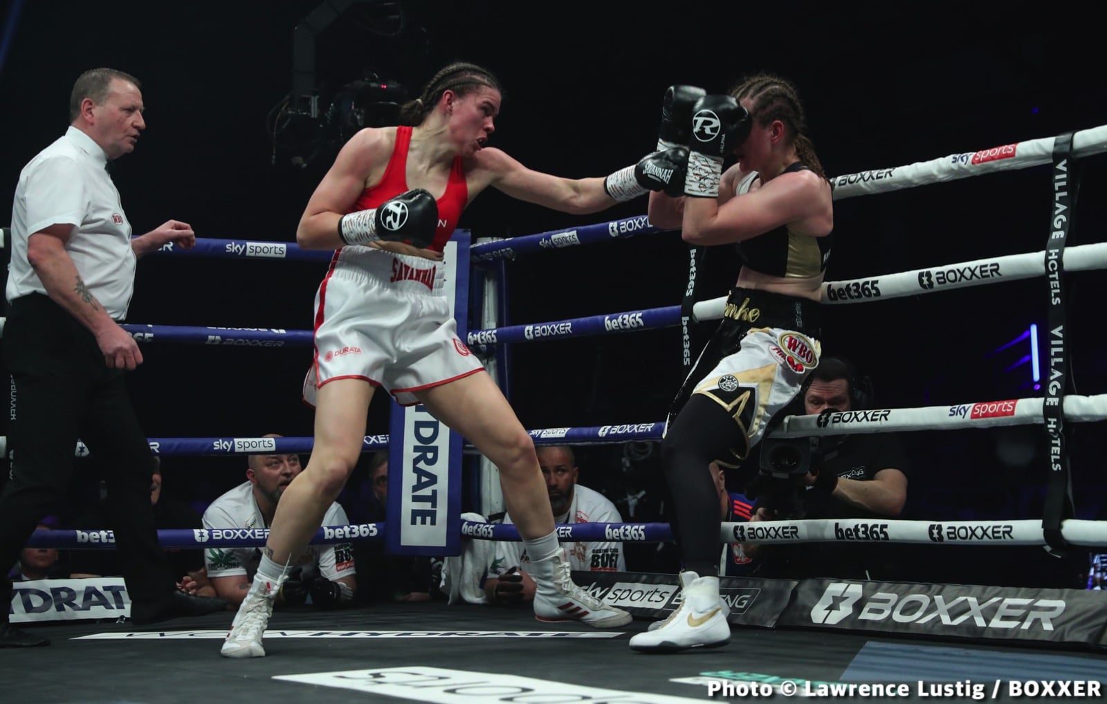 Photos: Savannah Marshall Knocks Out Hermans In Newcastle