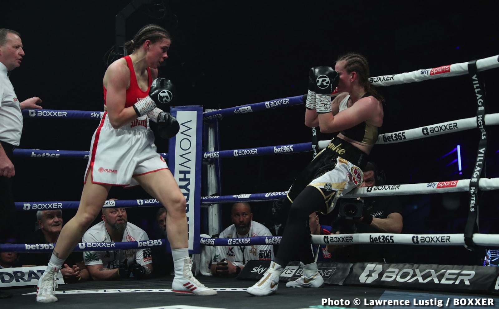 Photos: Savannah Marshall Knocks Out Hermans In Newcastle