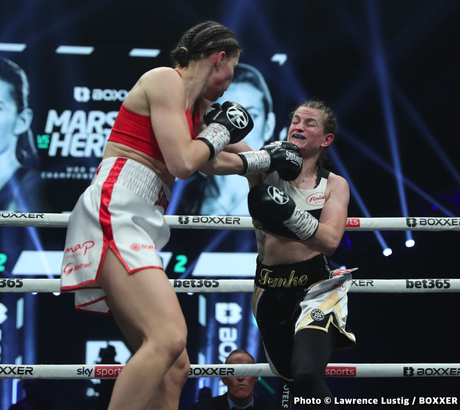 Photos: Savannah Marshall Knocks Out Hermans In Newcastle