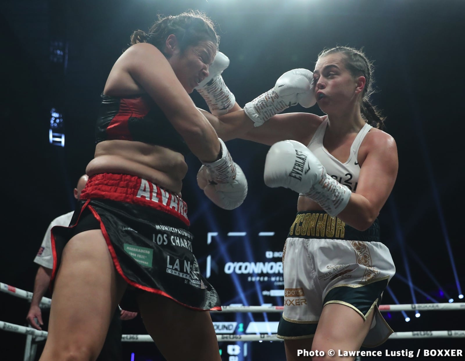 Photos: Savannah Marshall Knocks Out Hermans In Newcastle