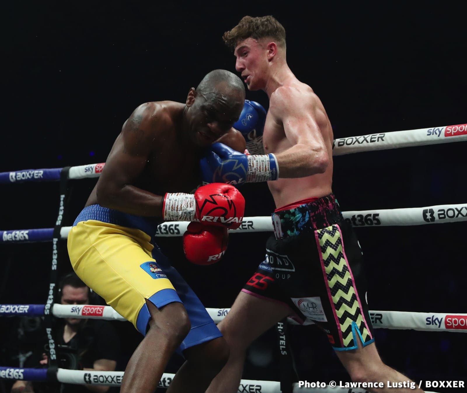 Photos: Savannah Marshall Knocks Out Hermans In Newcastle