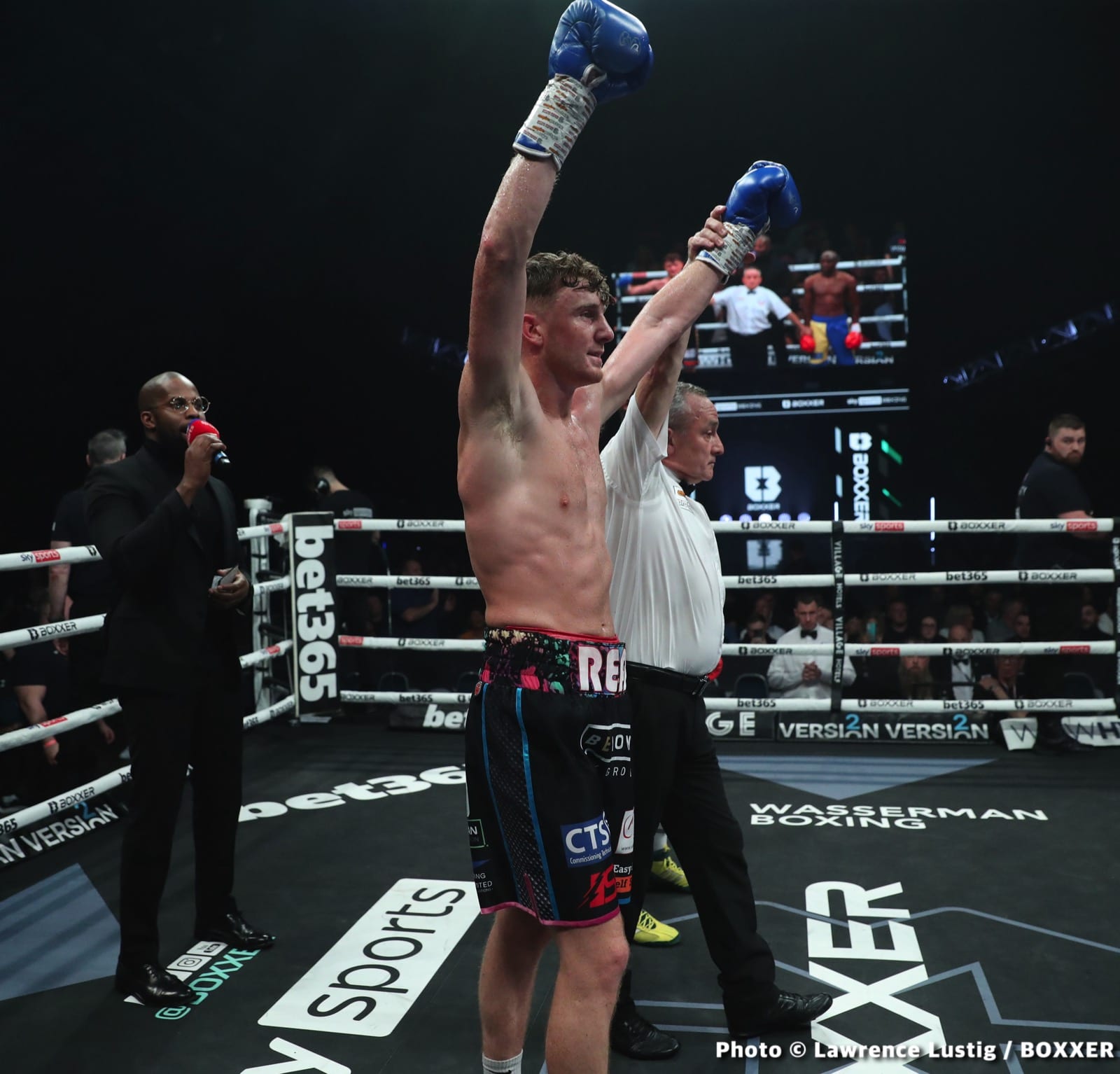 Photos: Savannah Marshall Knocks Out Hermans In Newcastle