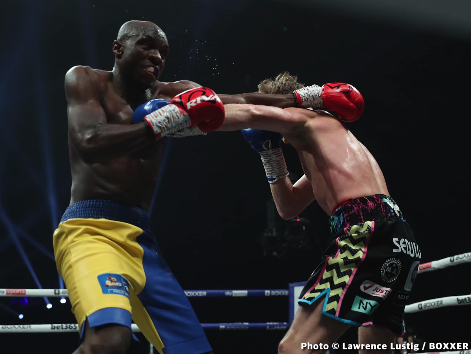 Photos: Savannah Marshall Knocks Out Hermans In Newcastle