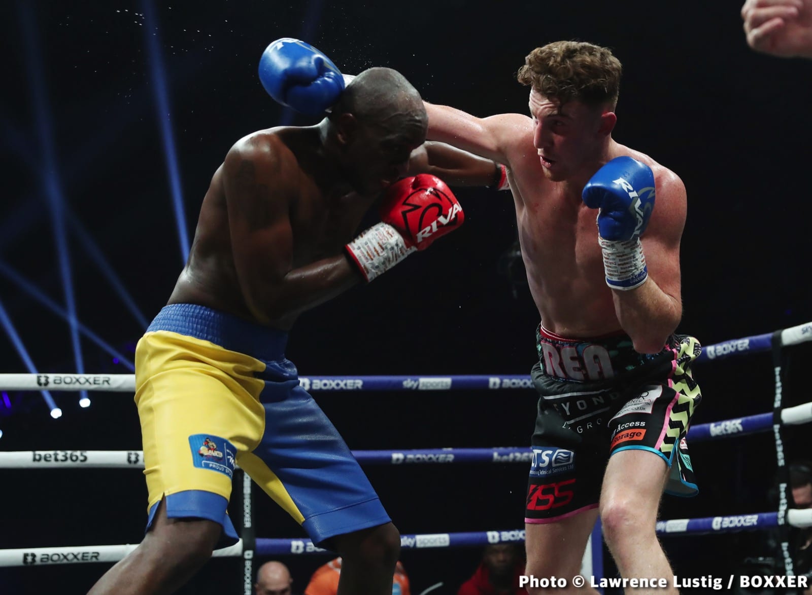 Photos: Savannah Marshall Knocks Out Hermans In Newcastle