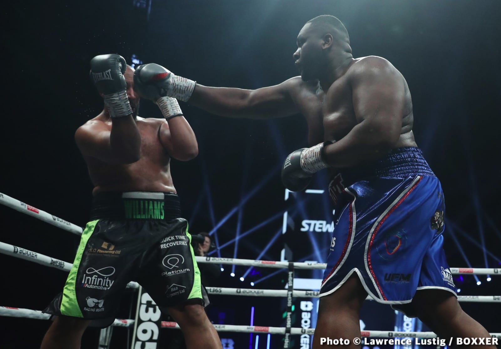 Photos: Savannah Marshall Knocks Out Hermans In Newcastle