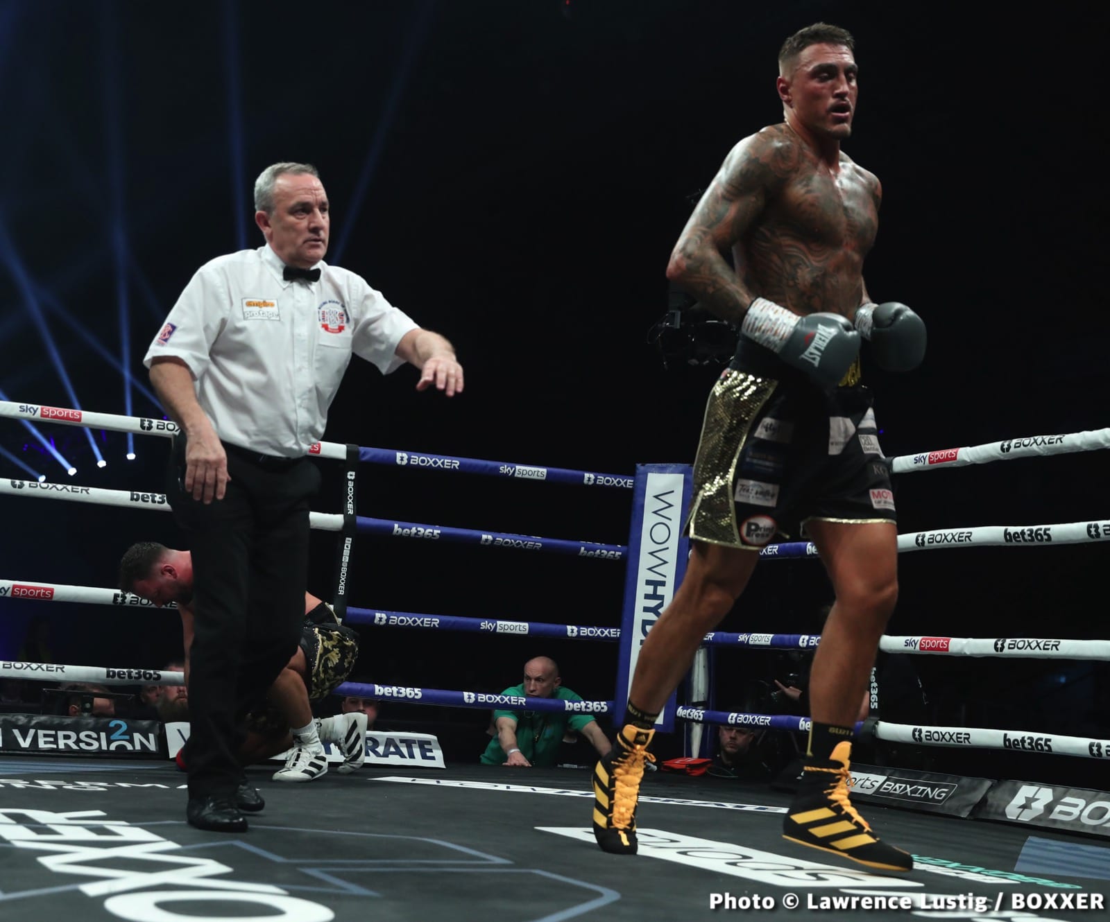 Photos: Savannah Marshall Knocks Out Hermans In Newcastle