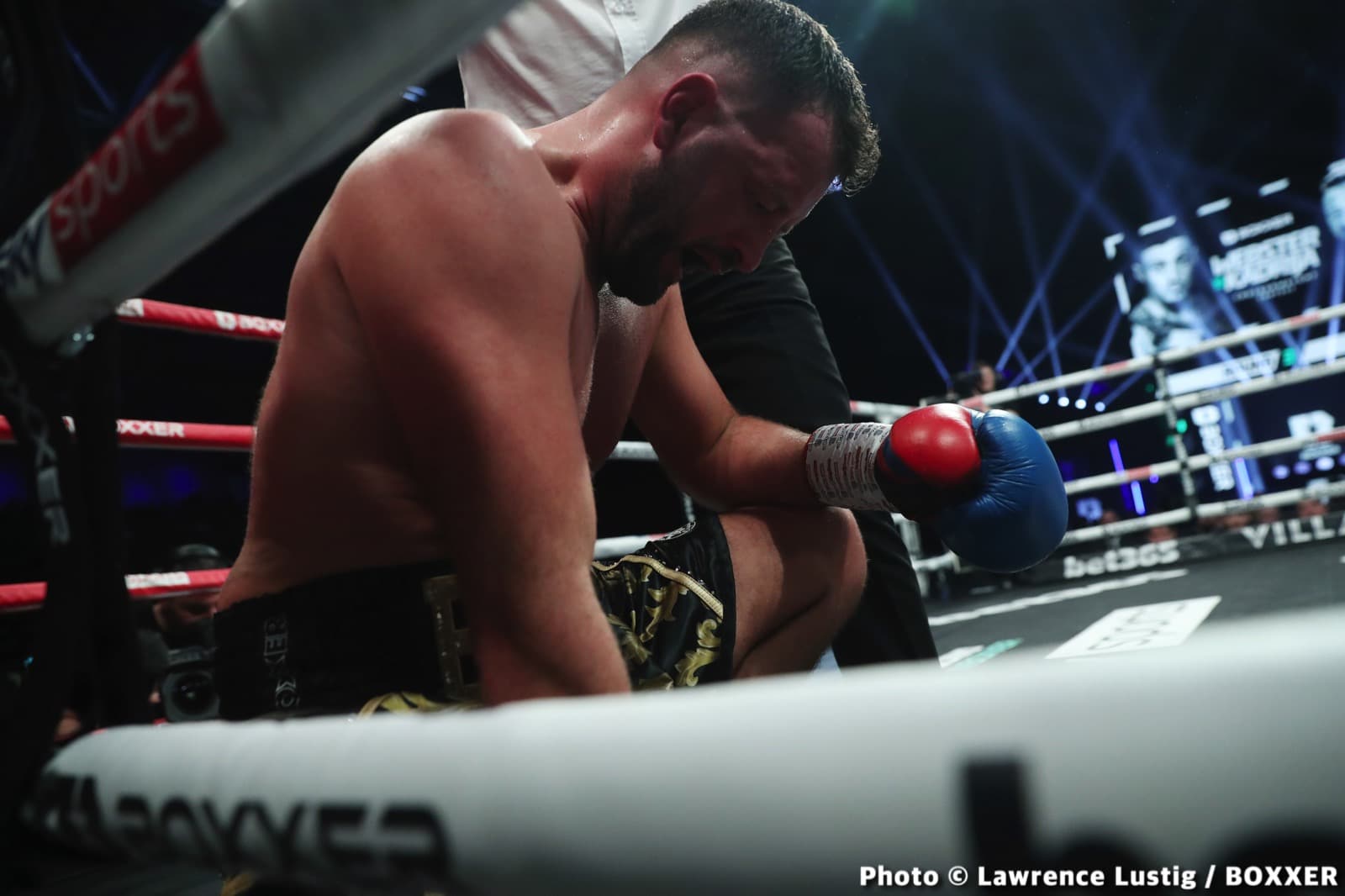 Photos: Savannah Marshall Knocks Out Hermans In Newcastle