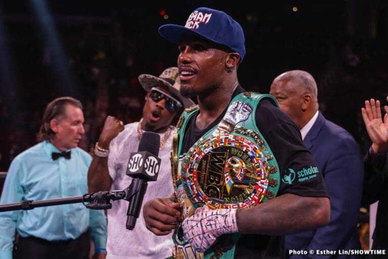 Canelo Alvarez expected to fight Jermall Charlo next