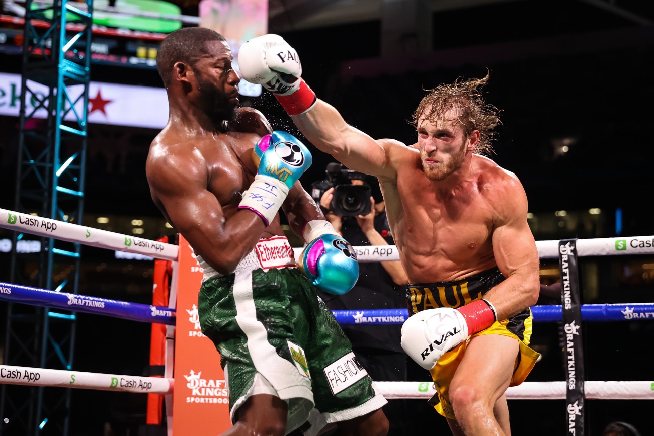 Floyd Mayweather And Logan Paul Go 8 Rounds Boxing Results Boxing News Floyd Mayweather And Logan Paul Go 8 Rounds Boxing Results Boxing News