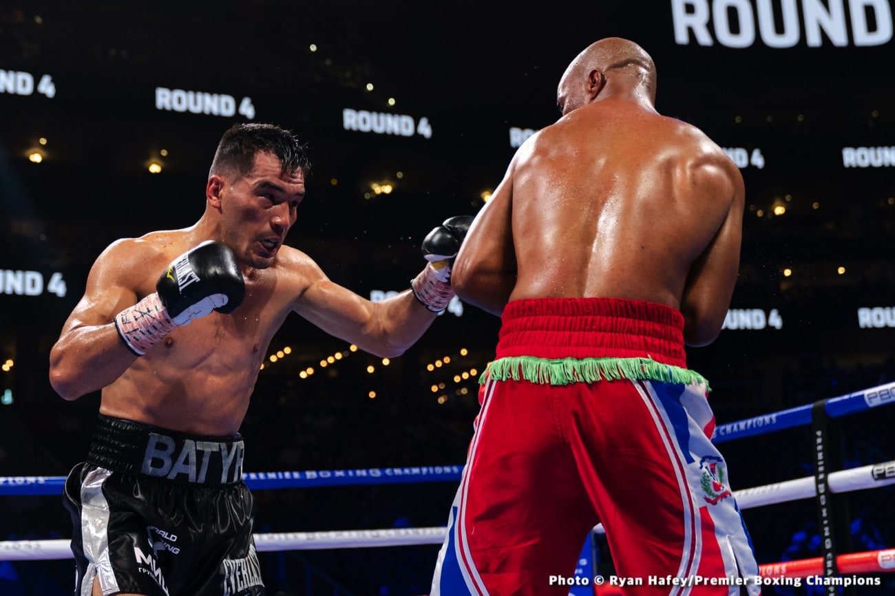 Photos: Gervonta Davis dethrones Mario Barrios in eleven
