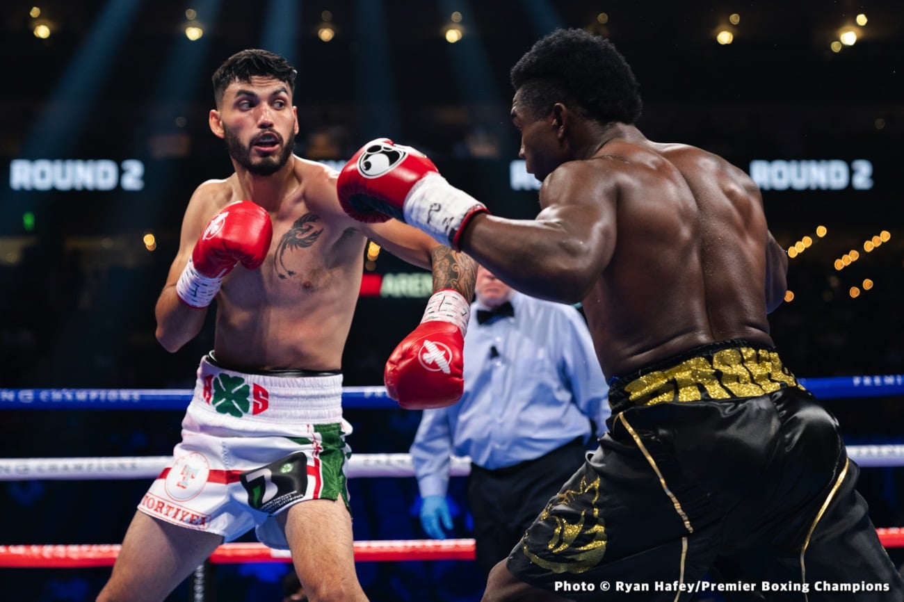 Photos: Gervonta Davis dethrones Mario Barrios in eleven
