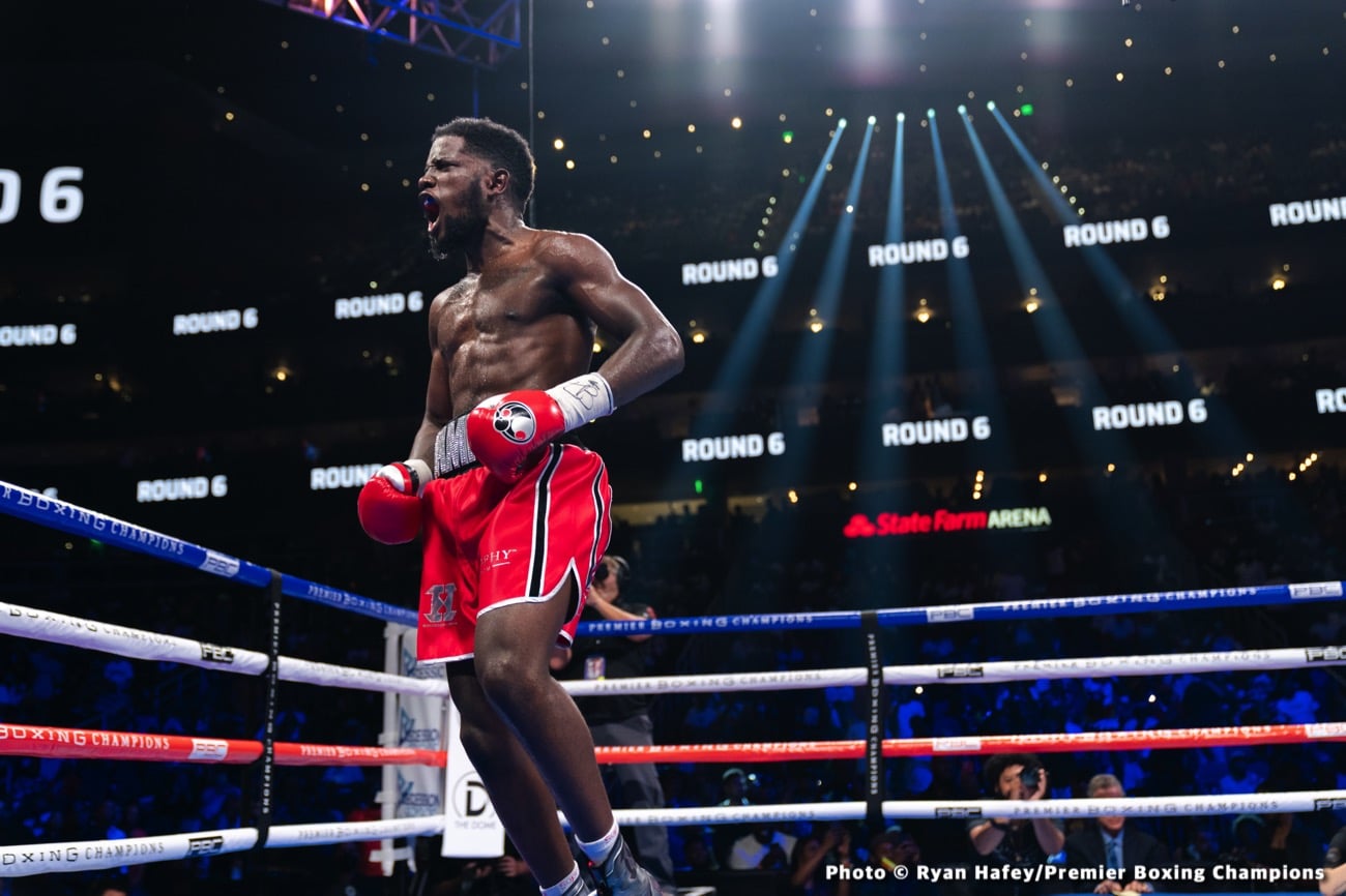 Photos: Gervonta Davis dethrones Mario Barrios in eleven