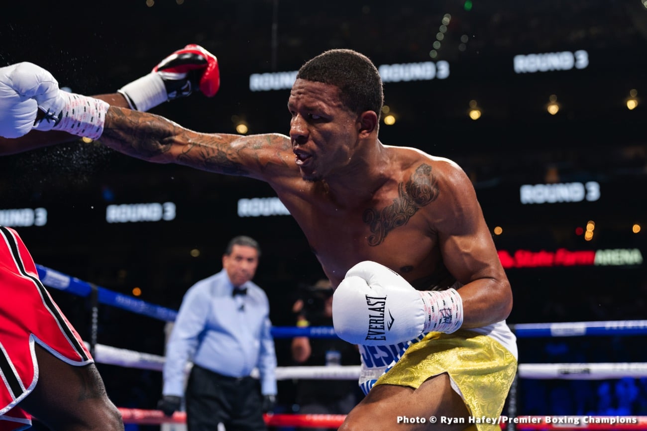 Photos: Gervonta Davis dethrones Mario Barrios in eleven