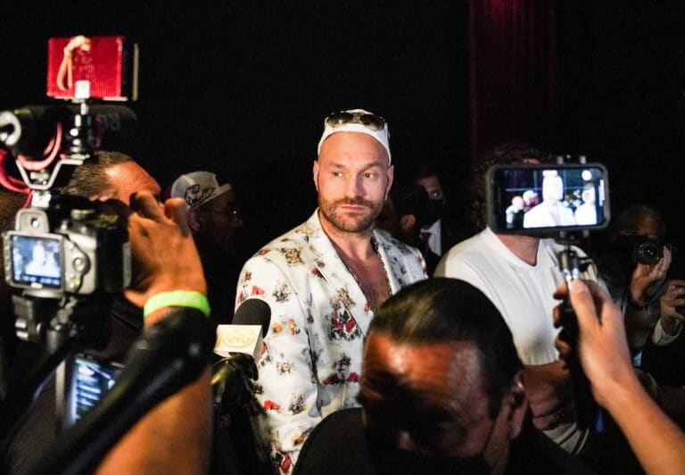 Tyson Fury says Deontay Wilder's trainer Malik Scott won't help him