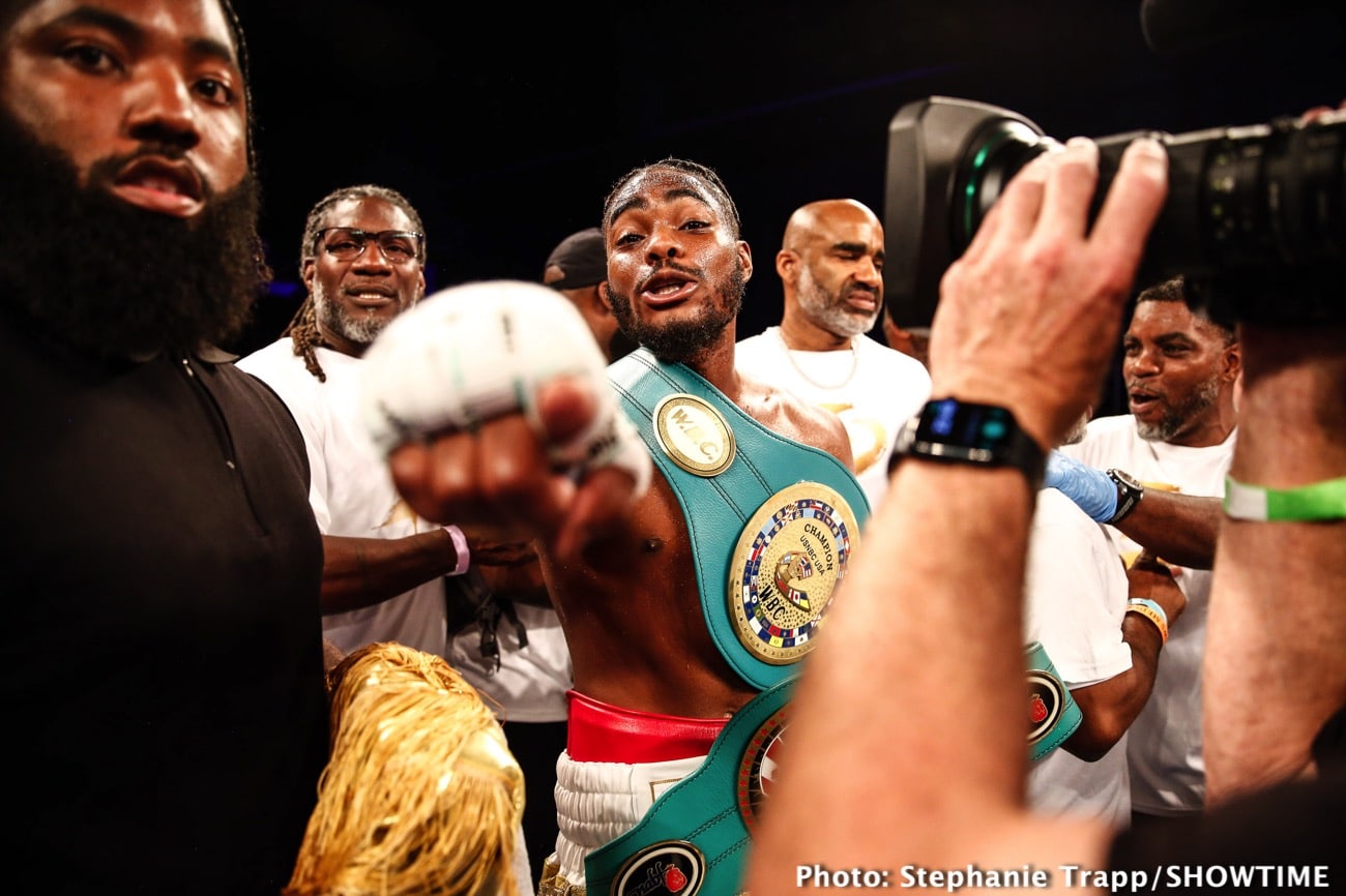 Boxing photo: Jordan White image Jordan White KOs Eridson Garcia - Boxing Results