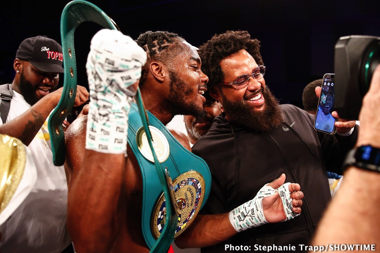 Boxing photo: Jordan White image Jordan White KOs Eridson Garcia - Boxing Results