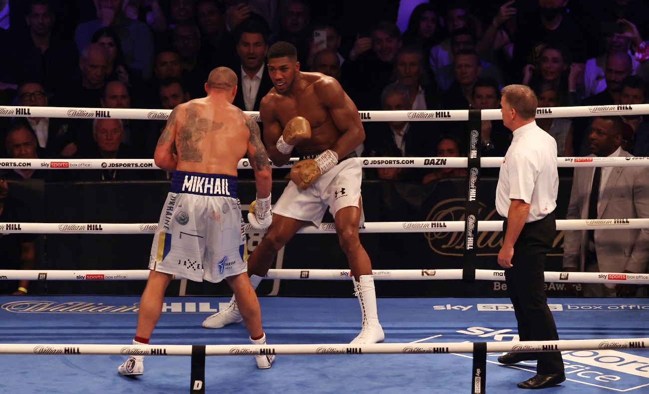 Eddie Hearn: Joshua's game plan is to hurt Usyk in the rematch, not box