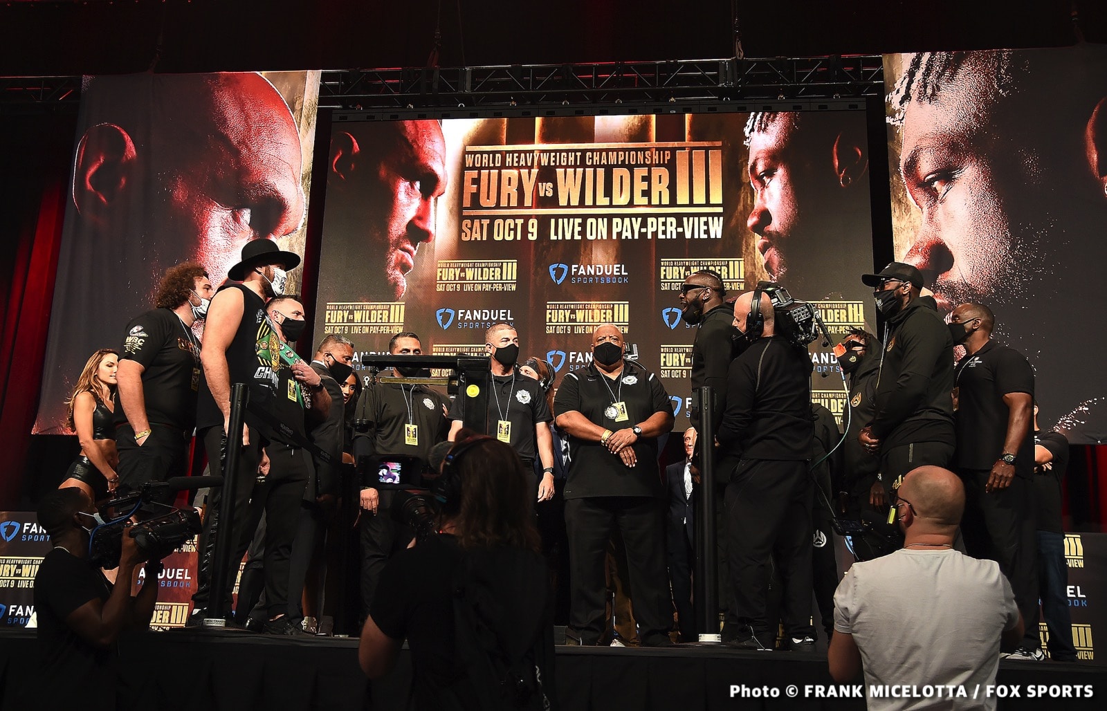 Wilder and Fury Both Happy With Tonight's Gloves!