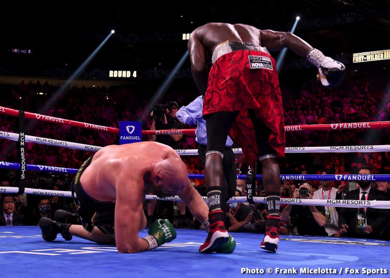 Boxing photo: Adam Kownacki, Deontay Wilder, Edgar Berlanga, Efe Ajagba, Frank Sanchez, Jared Anderson, Julian Williams, Robeisy Ramirez, Robert Helenius, Tyson Fury image Tyson Fury vs. Deontay Wilder 3 - Live results from Las Vegas