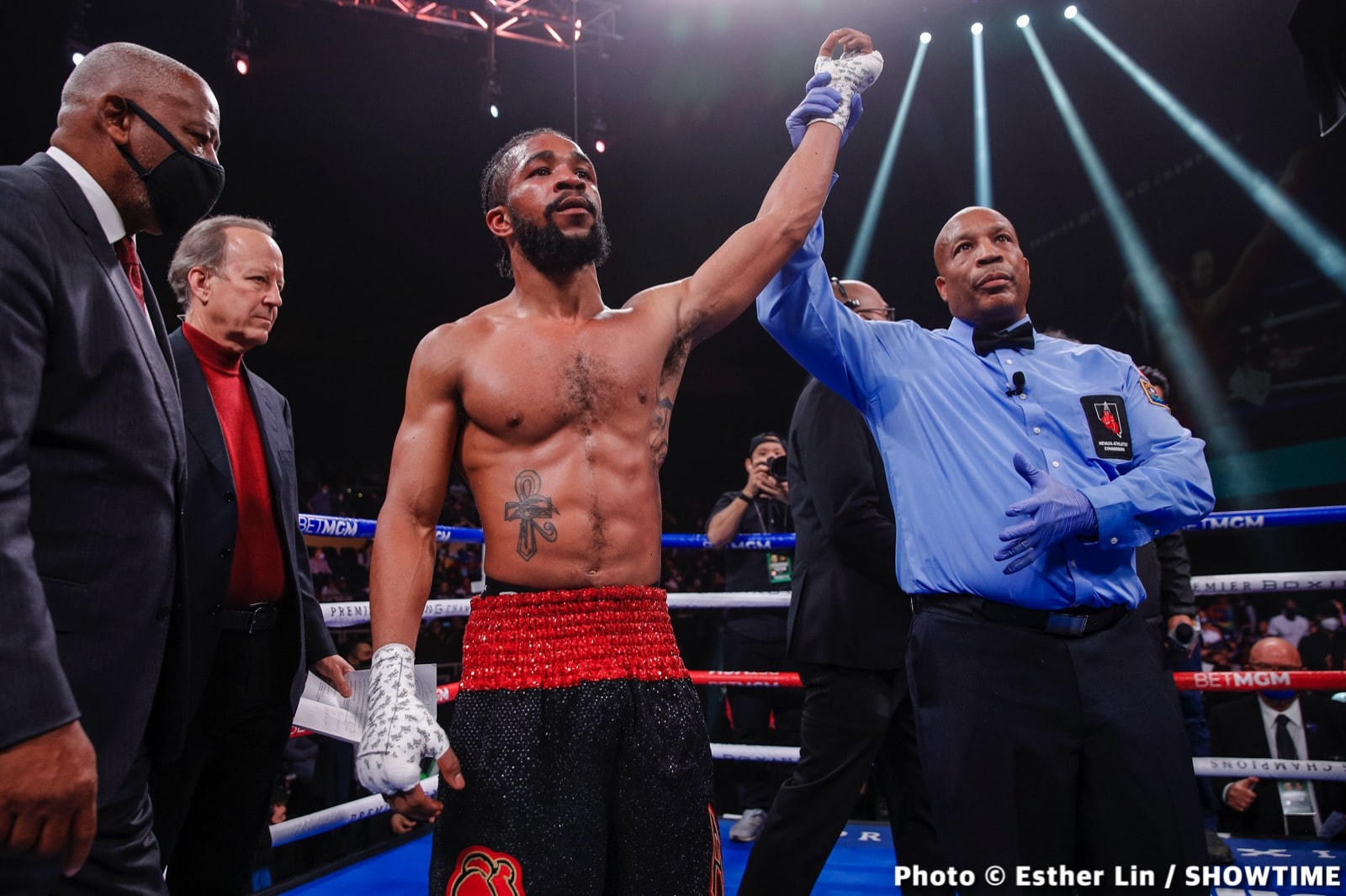 Stephen Fulton Jr. Defeats Brandon Figueroa - Boxing Results