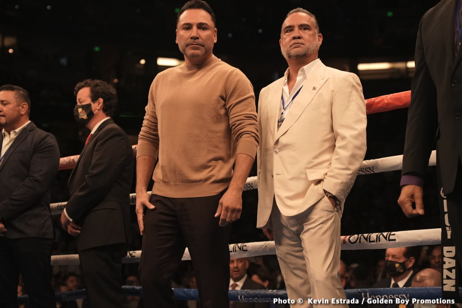 Photos: Munguia outpoints Rosado in war, calls out Golovkin!