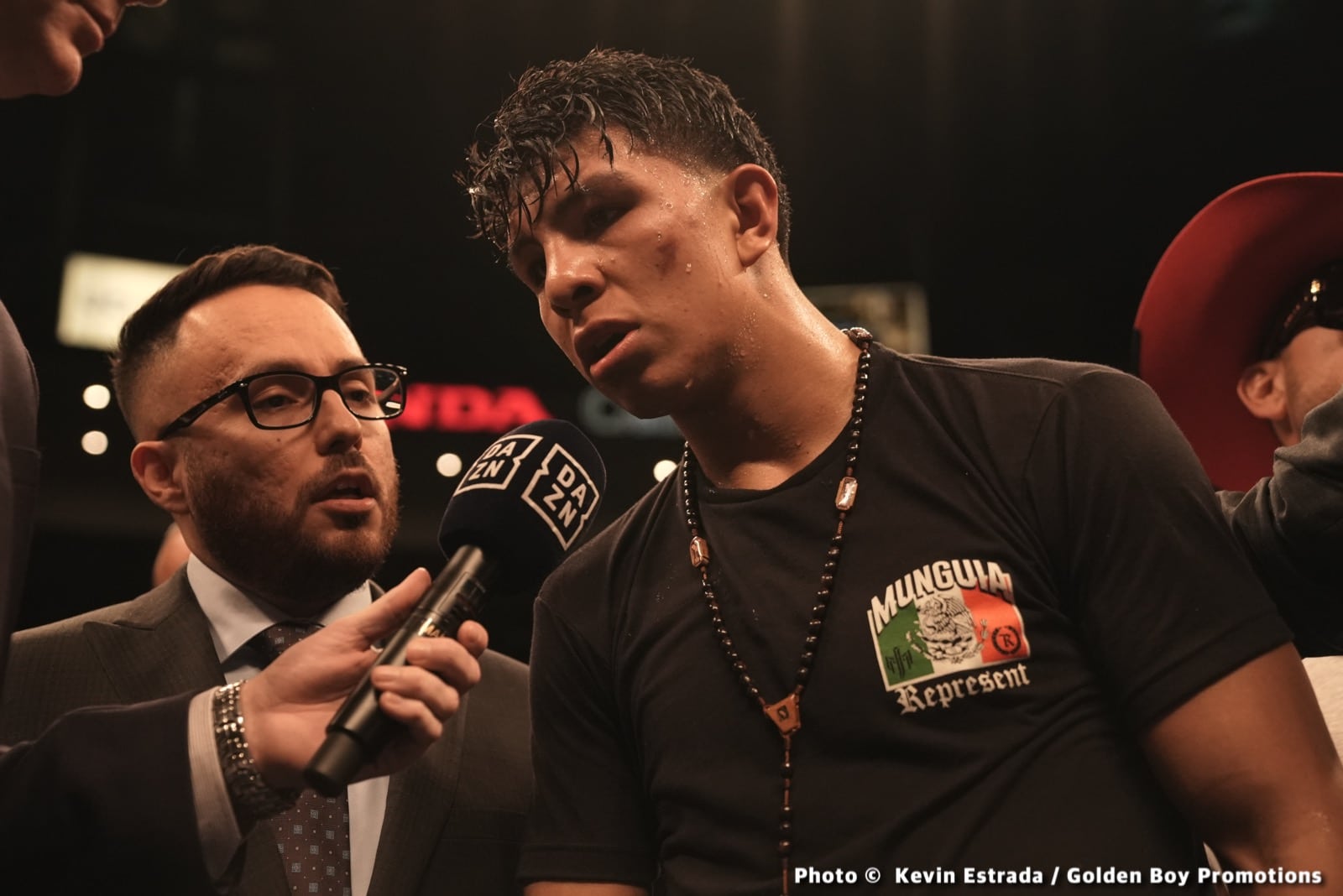 Photos: Munguia outpoints Rosado in war, calls out Golovkin!