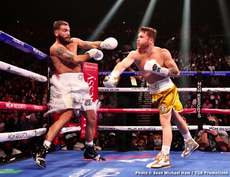 Caleb Plant conversation with Canelo Alvarez in 9th round